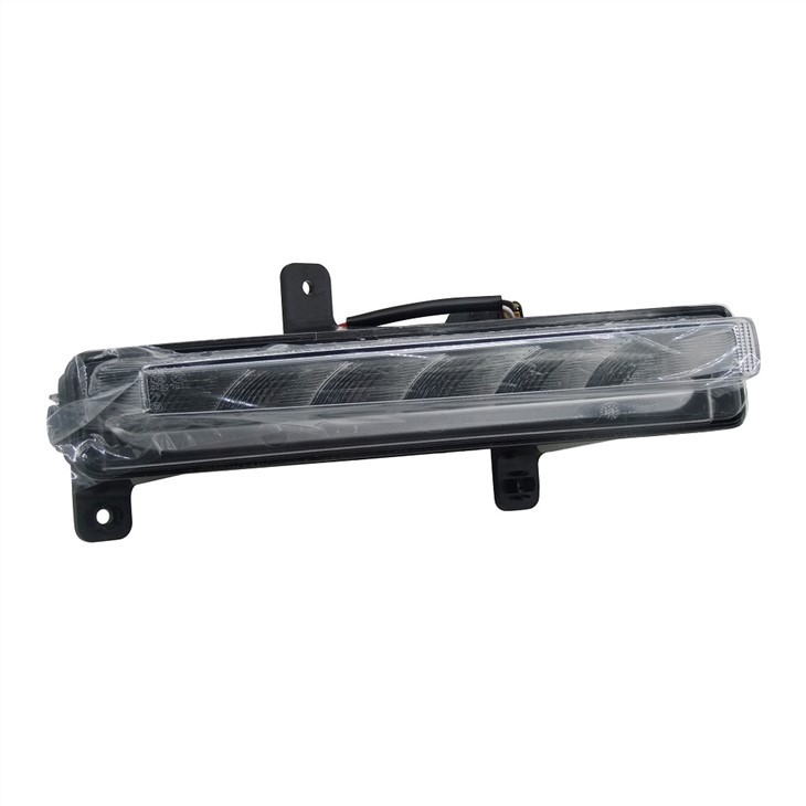 LẮP RÁP ĐÈN CHẠY THEO NGÀY ĐÚNG CHO CHERY TIGGO 8 605000027 AA